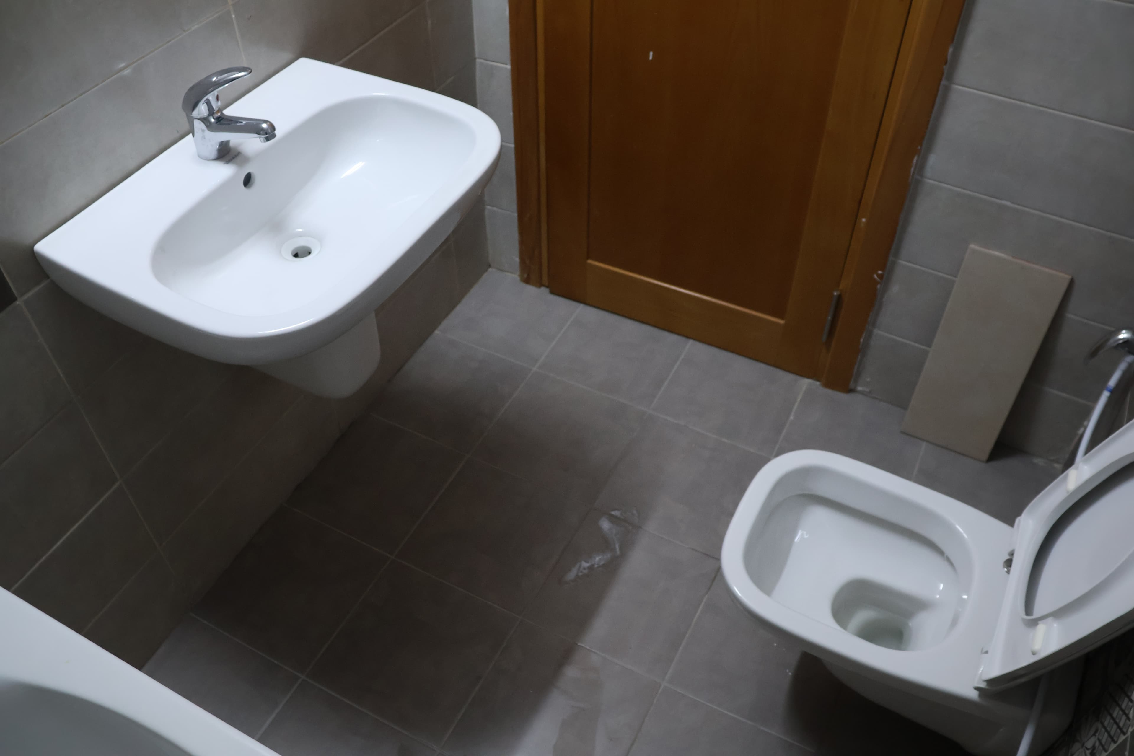 Appartement S+3 à Vendre – 2ᵉ Étage Résidence Essaraya Ben Arous - Image 9